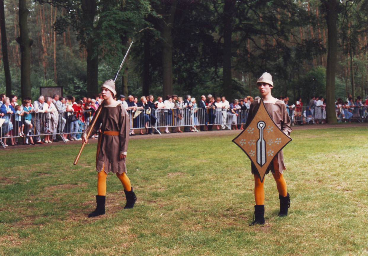 K16
