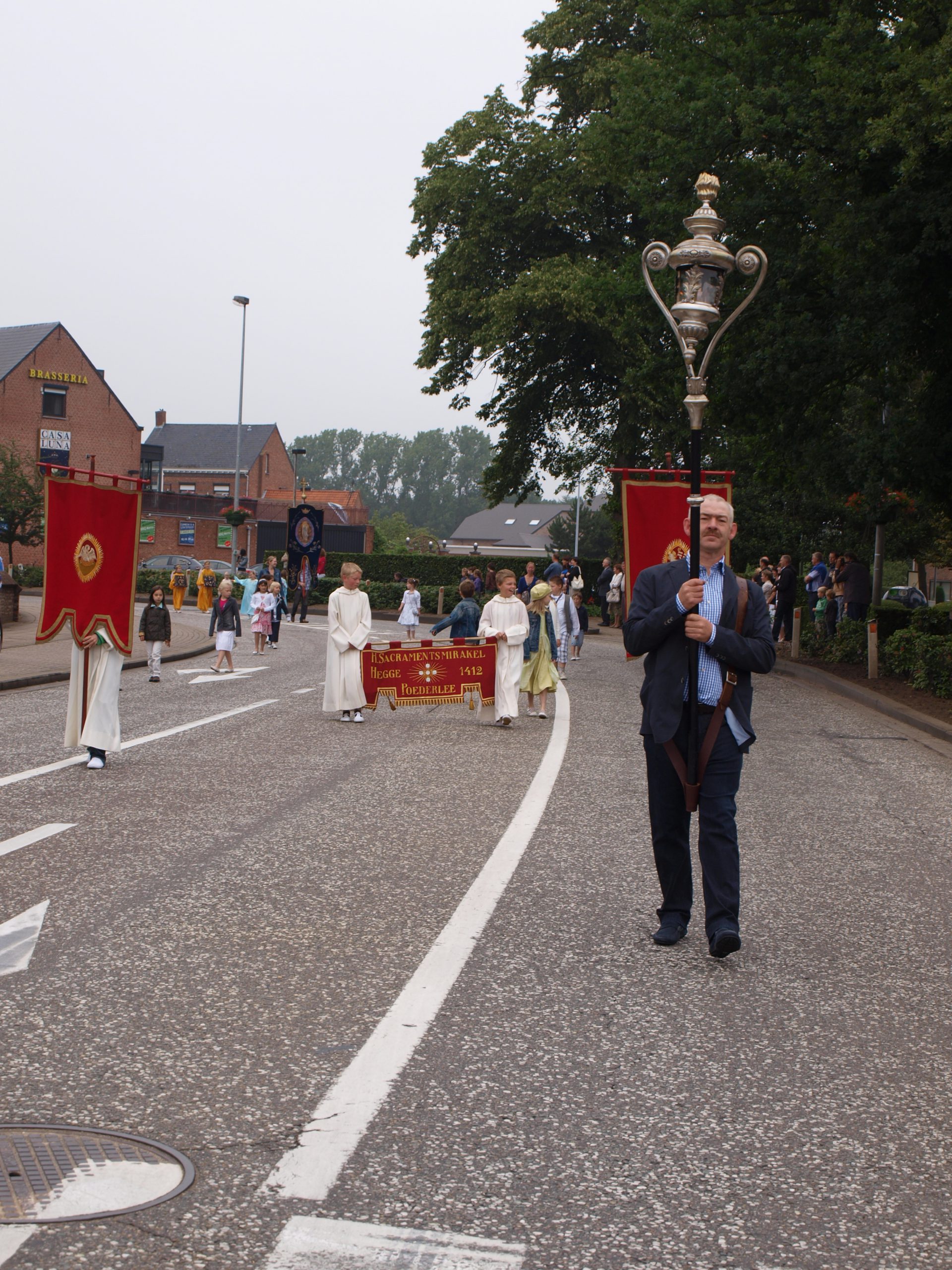 Processie-26-06-2011-010-scaled-1