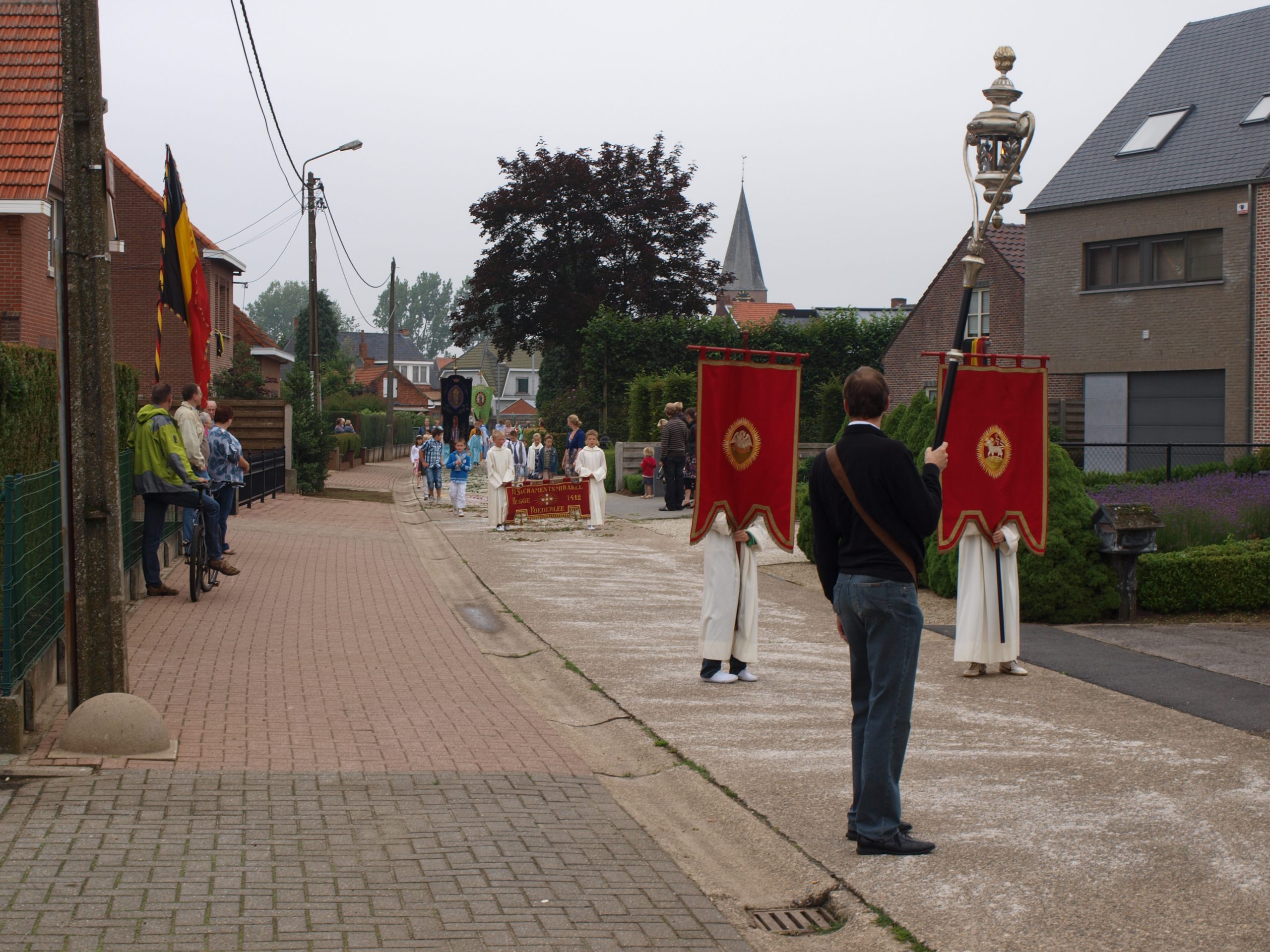 Processie-26-06-2011-018-scaled-1