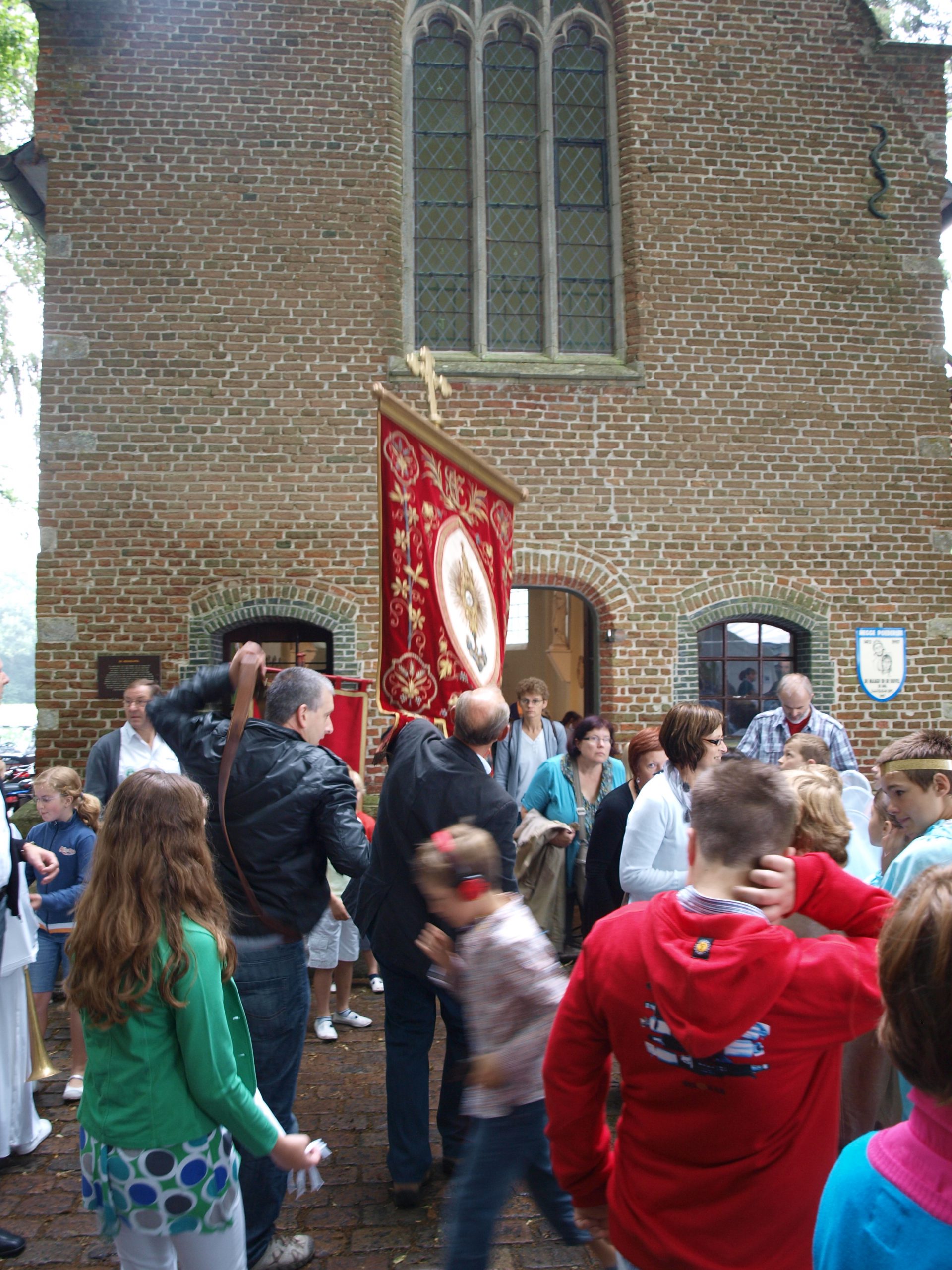 Processie-26-06-2011-061-scaled-1