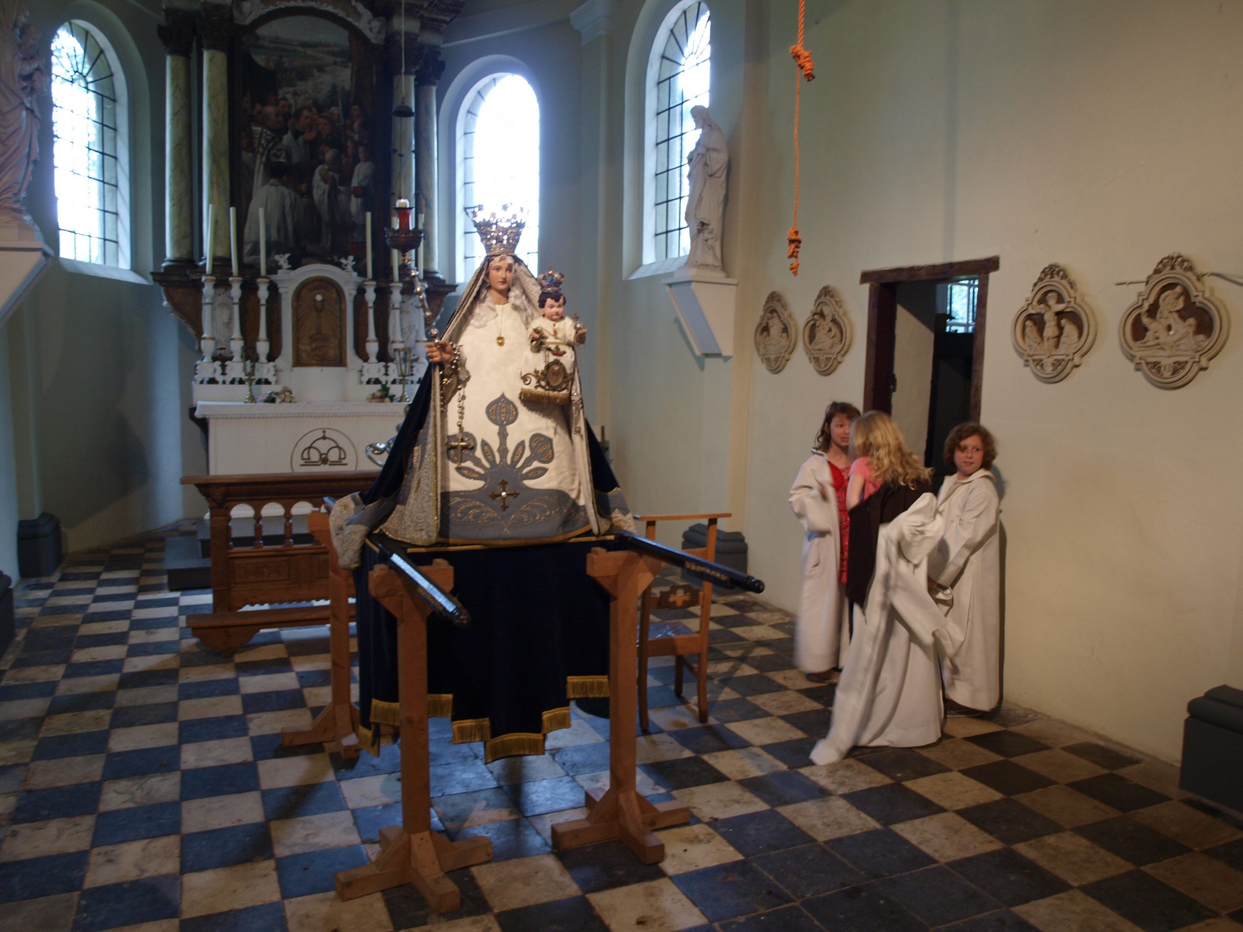Processie-26-06-2011-079-scaled-1