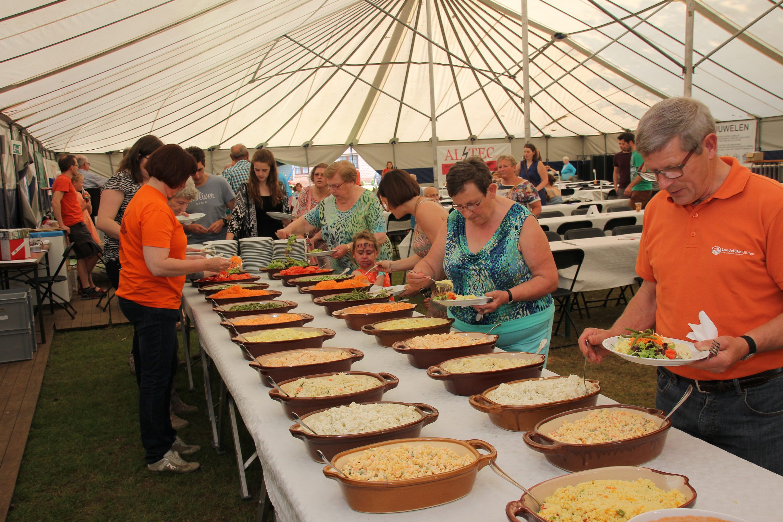 Heggefeesten-aan-Heggekapel-28-mei-2016-1-327-scaled-1