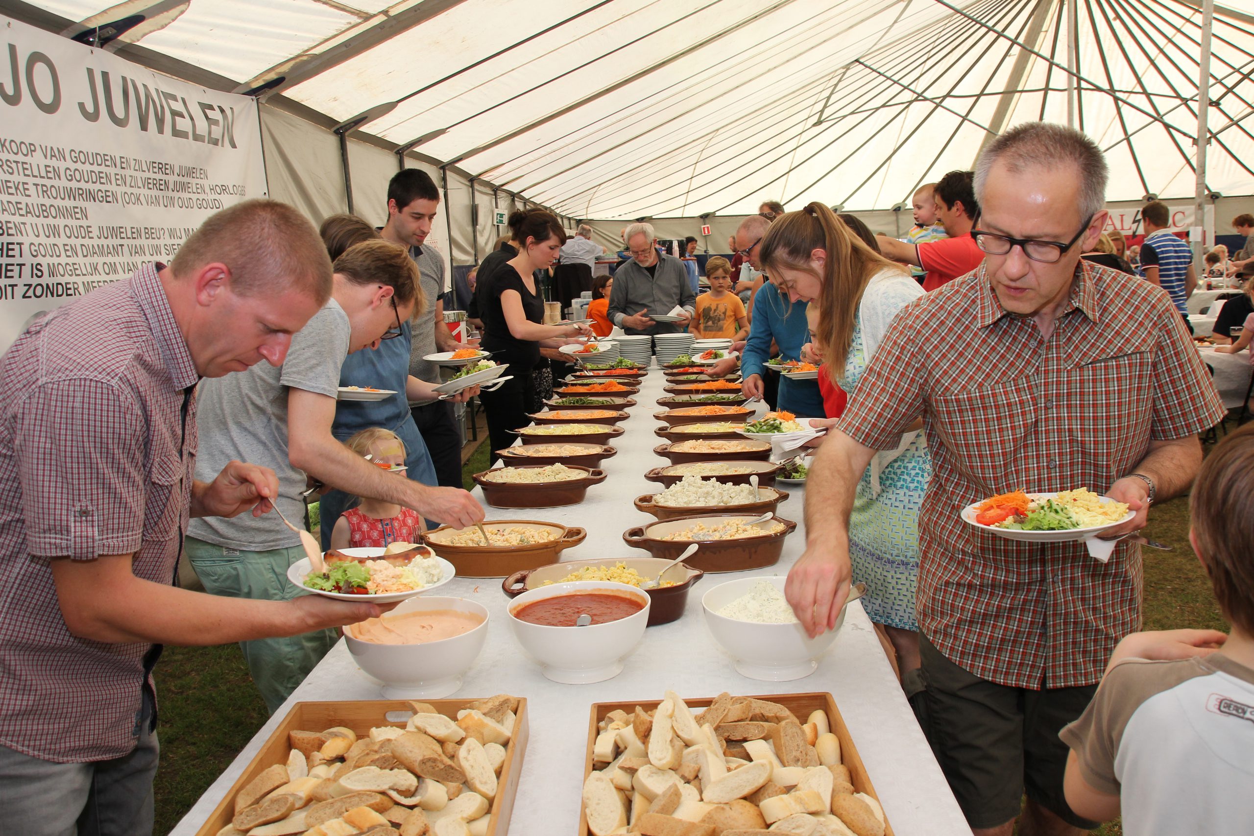 Heggefeesten-aan-Heggekapel-28-mei-2016-1-357-scaled-1