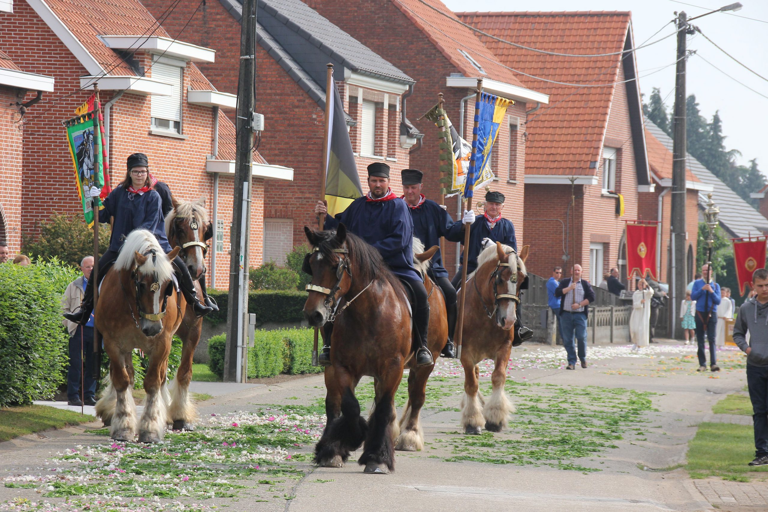 Processieviering-Poederlee-29-mei-2016-018-kopie-scaled-1