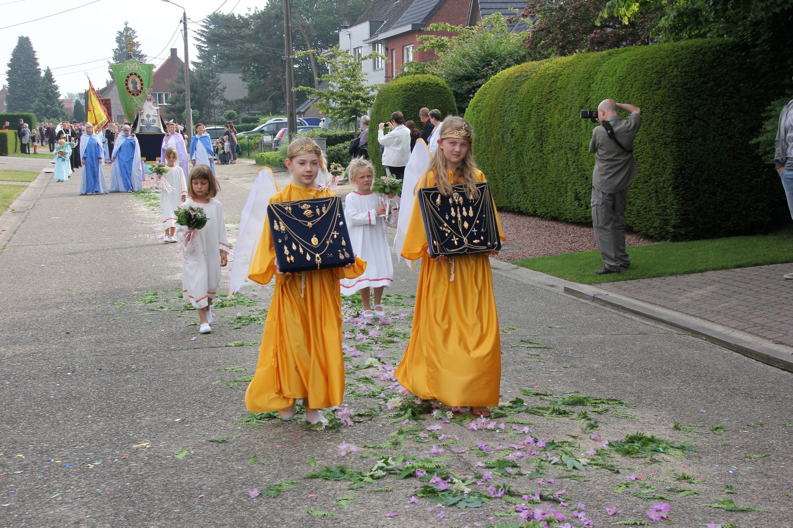 Processieviering-Poederlee-29-mei-2016-054-kopie-scaled-1