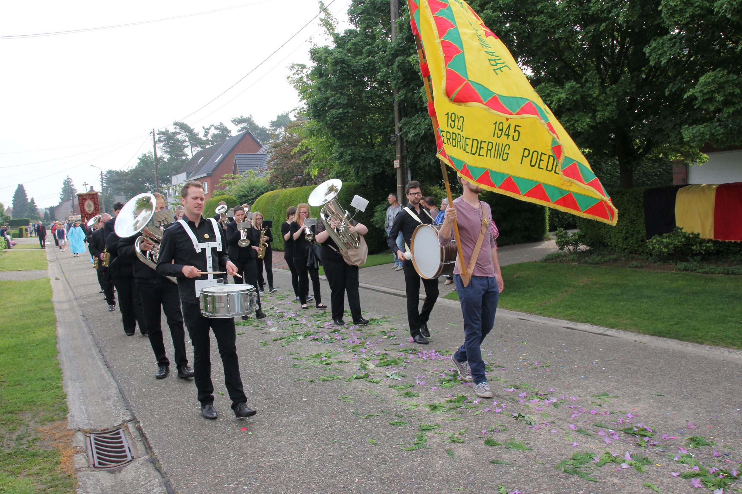 Processieviering-Poederlee-29-mei-2016-076-scaled-1