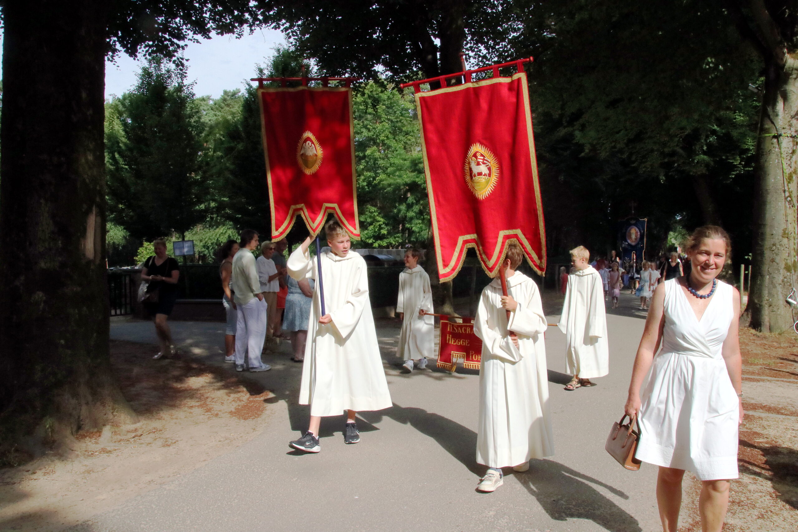 De-Hegge-processieviering-22-juni-2025-123-035-scaled-1