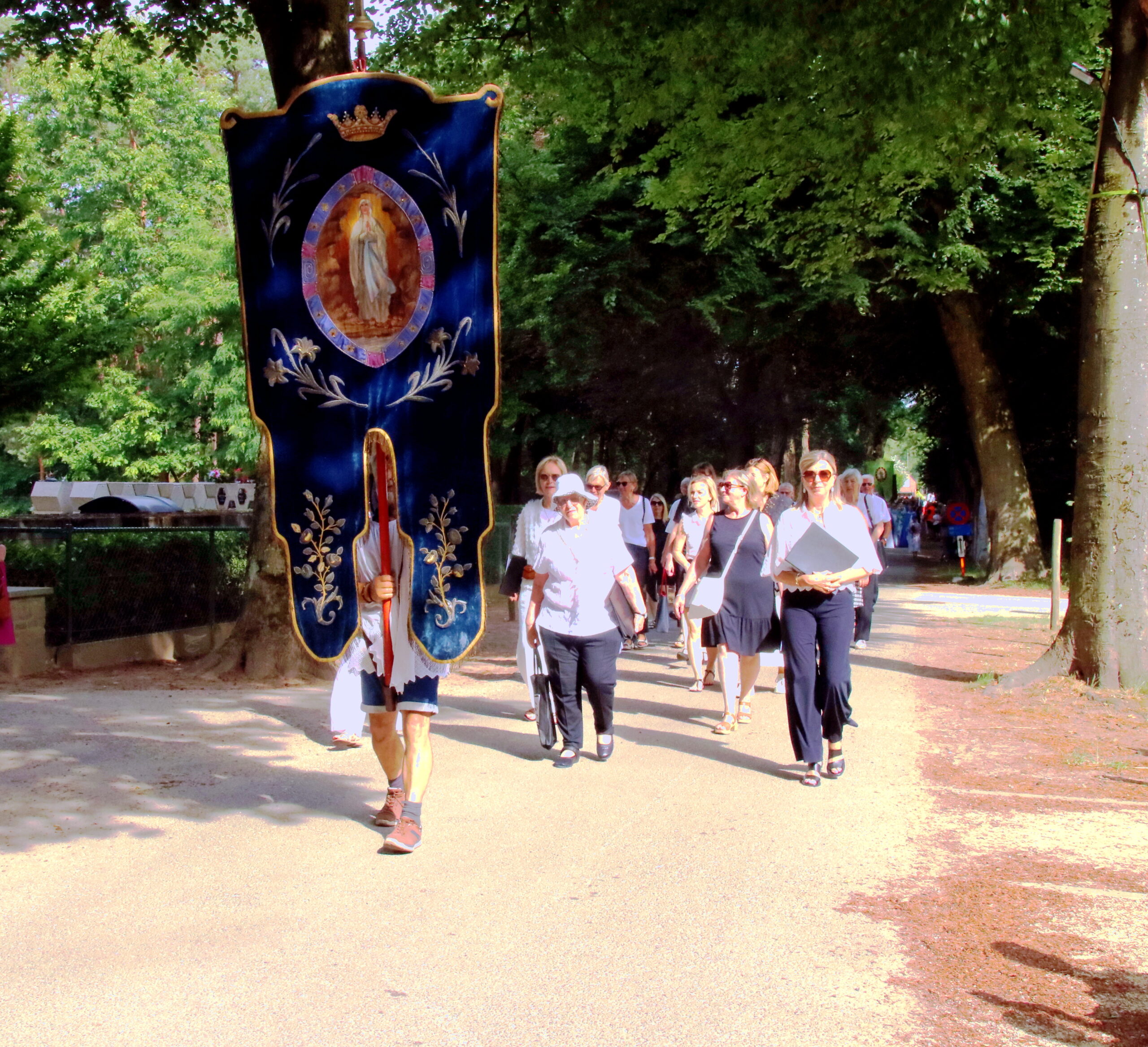 De-Hegge-processieviering-22-juni-2025-123-040-scaled-1