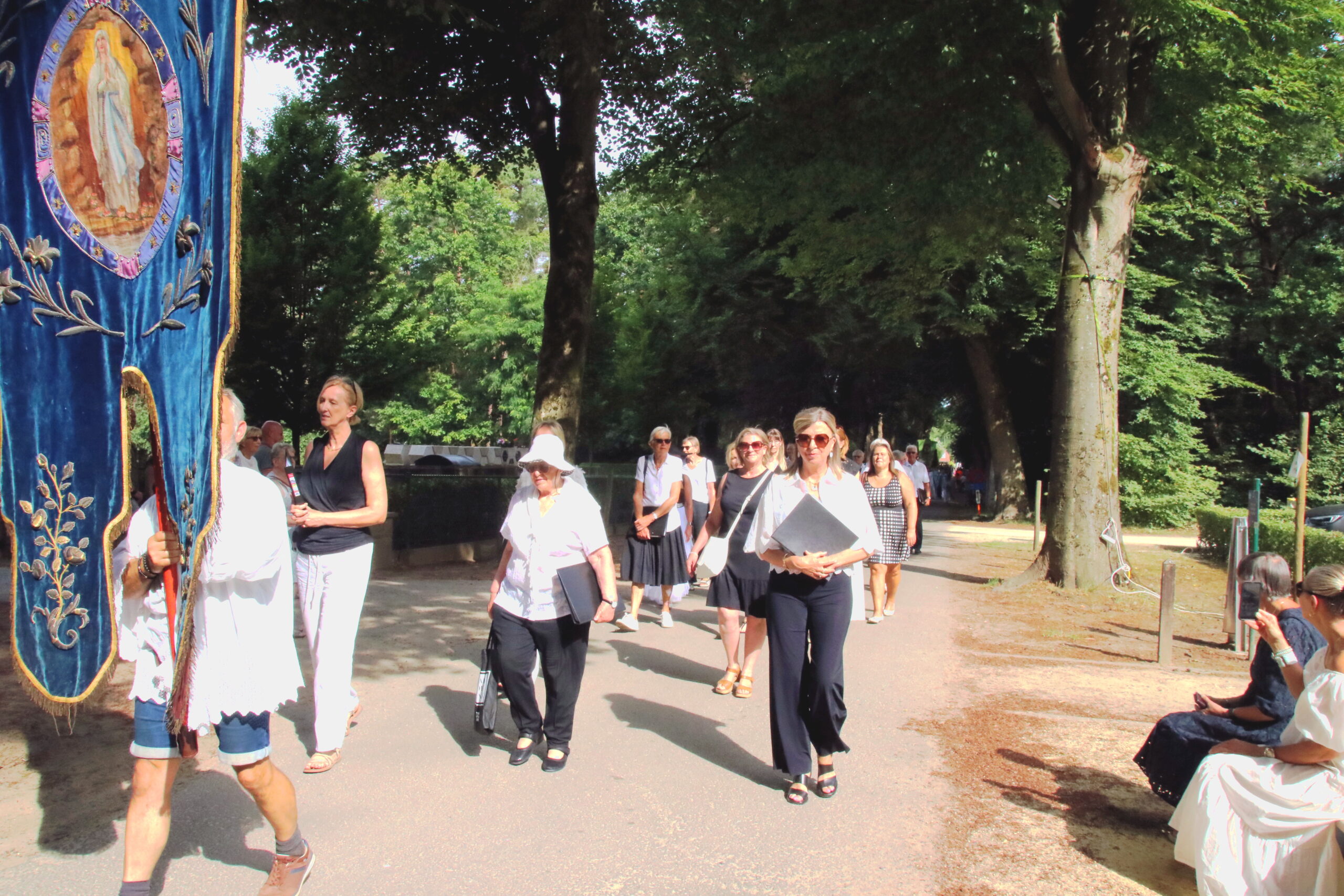 De-Hegge-processieviering-22-juni-2025-123-042-scaled-1