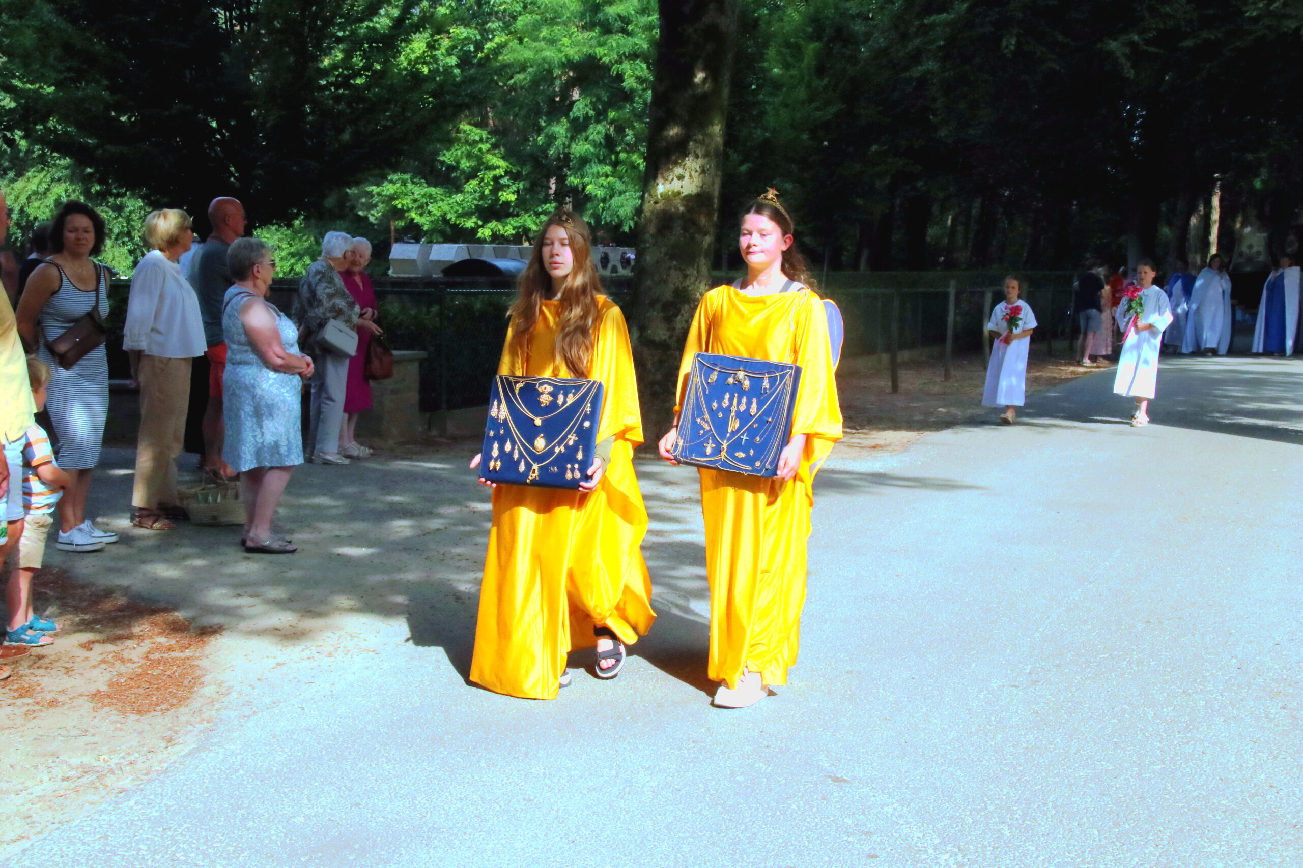 De-Hegge-processieviering-22-juni-2025-123-053-scaled-1