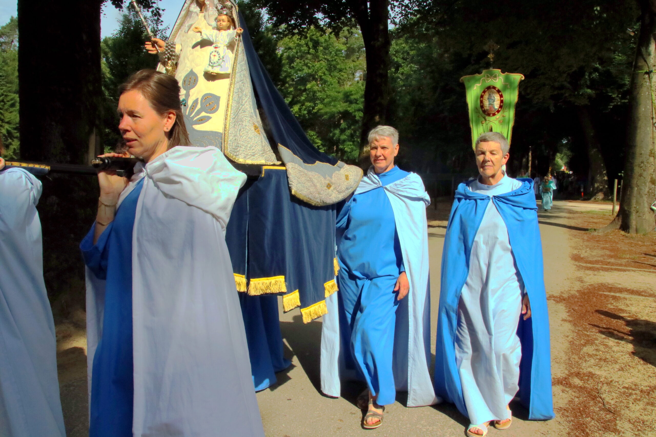 De-Hegge-processieviering-22-juni-2025-123-063-scaled-1