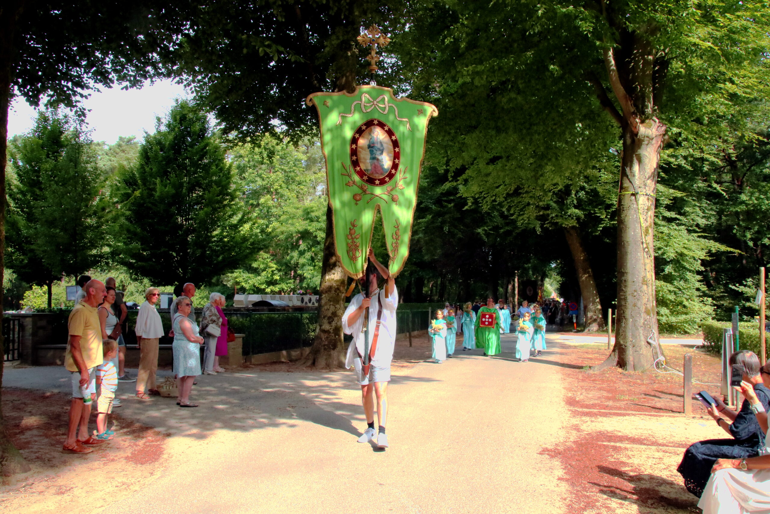 De-Hegge-processieviering-22-juni-2025-123-065-scaled-1