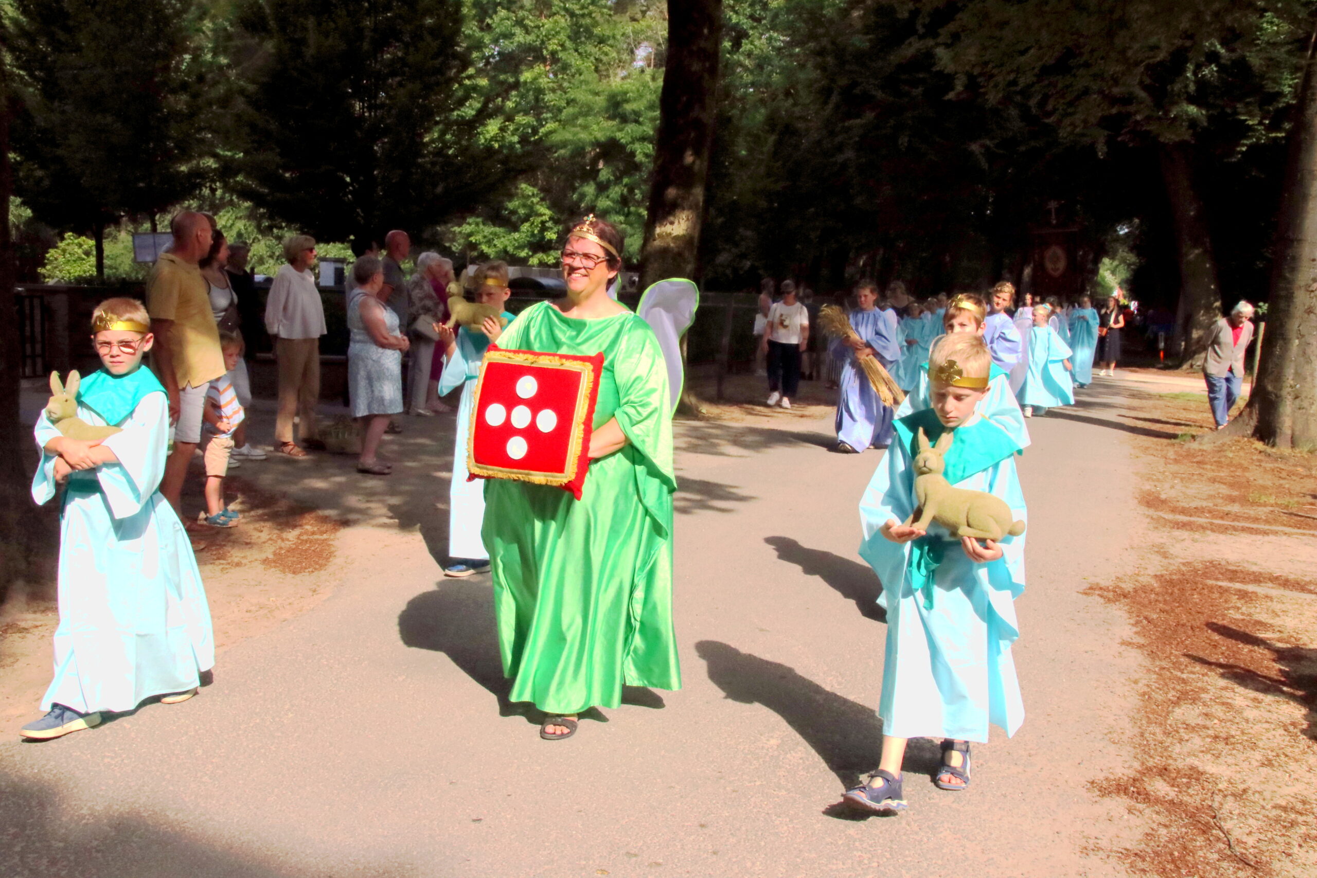 De-Hegge-processieviering-22-juni-2025-123-073-scaled-1