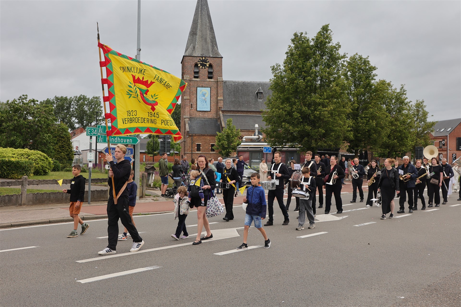Heggefeesten 2026 Processie (c) Mil Cambré